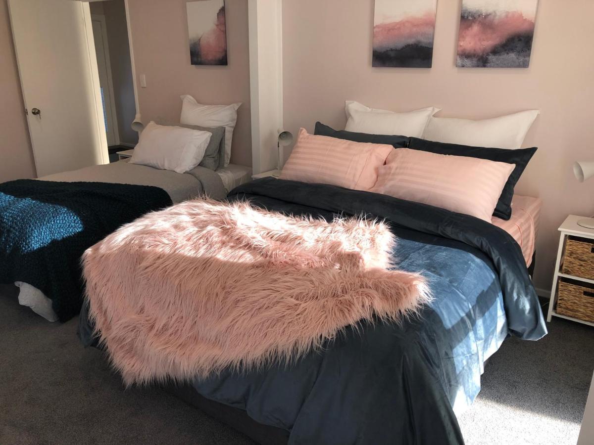 Allie'S Hill Top Haven Bed & Breakfast Whanganui Esterno foto