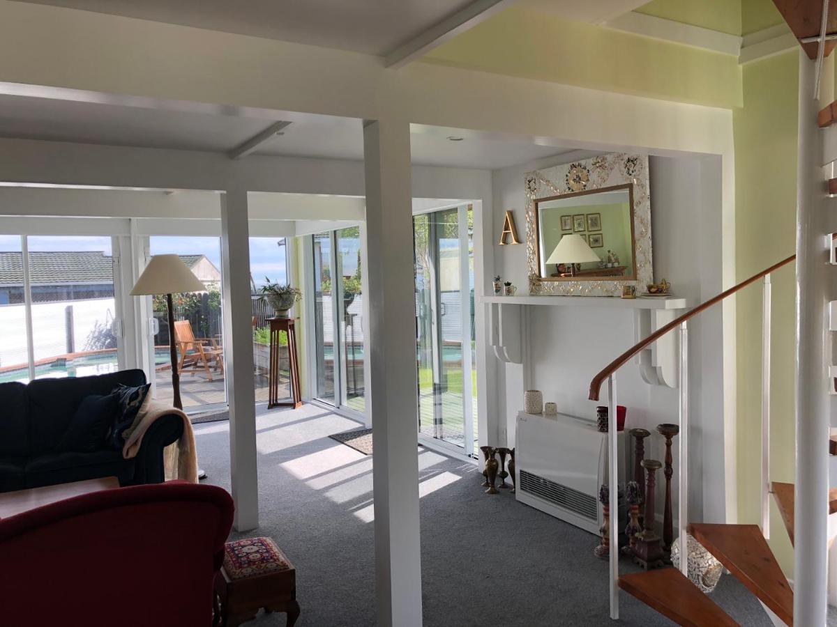 Allie'S Hill Top Haven Bed & Breakfast Whanganui Esterno foto